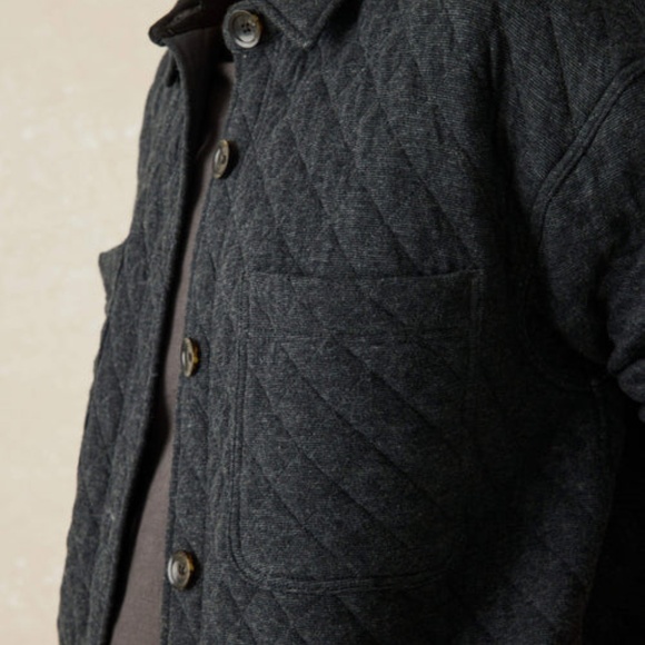 Faherty Epic Quilt Shirt Jacket Black Heather - Picture 2 of 5